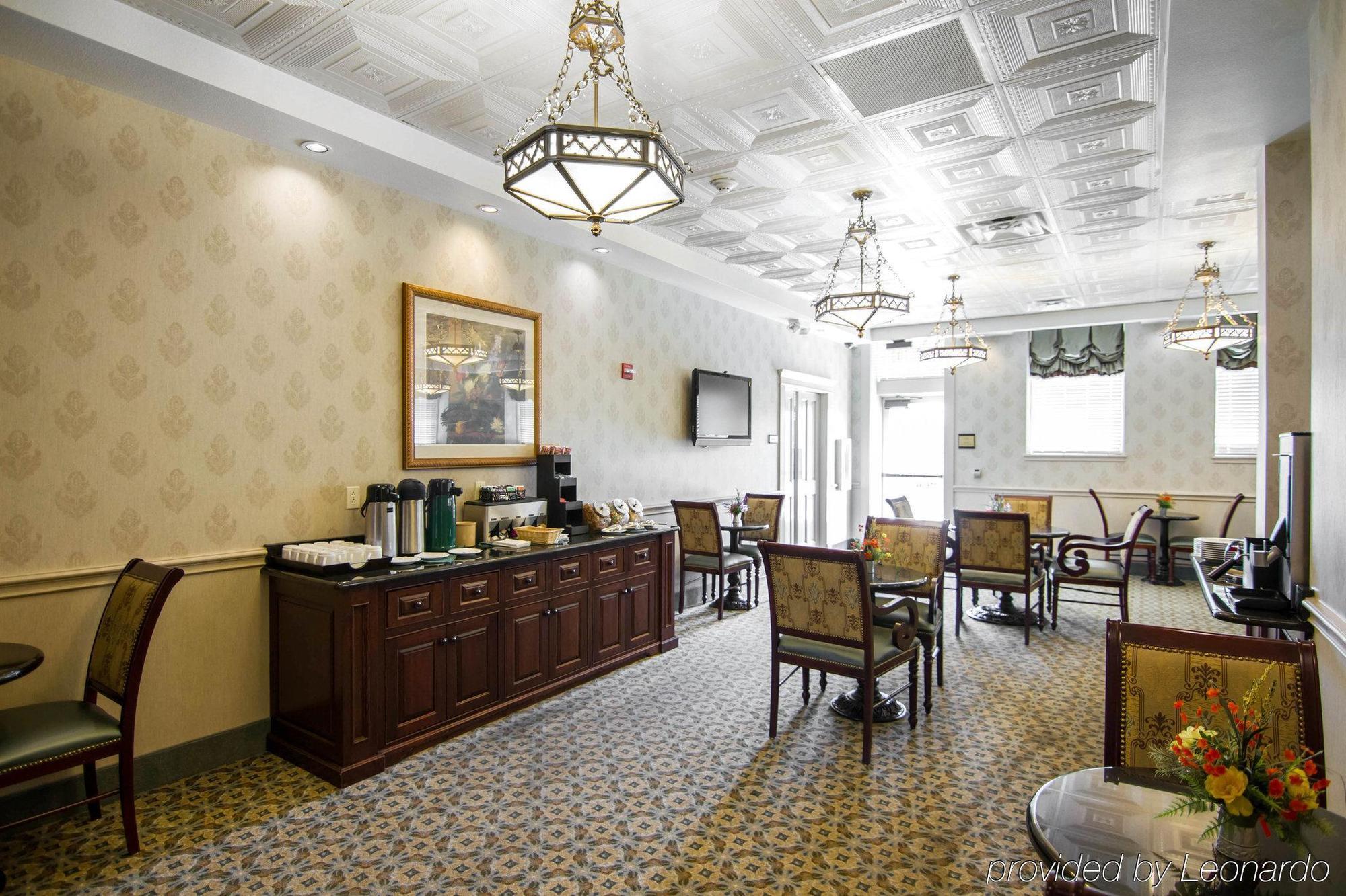 Liberty Hotel, Ascend Hotel Collection كيلبورن المظهر الخارجي الصورة